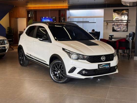 FIAT ARGO 1.3 FIREFLY FLEX TREKKING MANUAL FIAT ARGO 1.3 FIREFLY FLEX TREKKING MANUAL